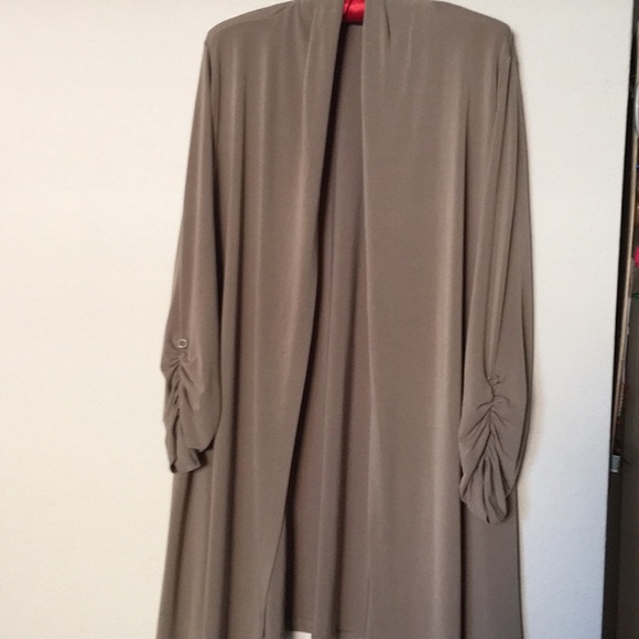 SUSAN GRAVER Jackets & Blazers - SUSAN GRAVER TUNIC TOP